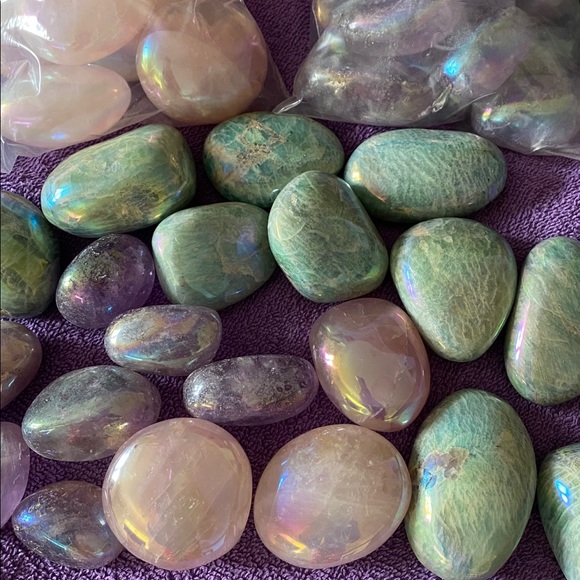 Lot of 5 Healing Palm Stones Aura Quartz Amethyst Opalite Kunzite - Picture 6 of 7